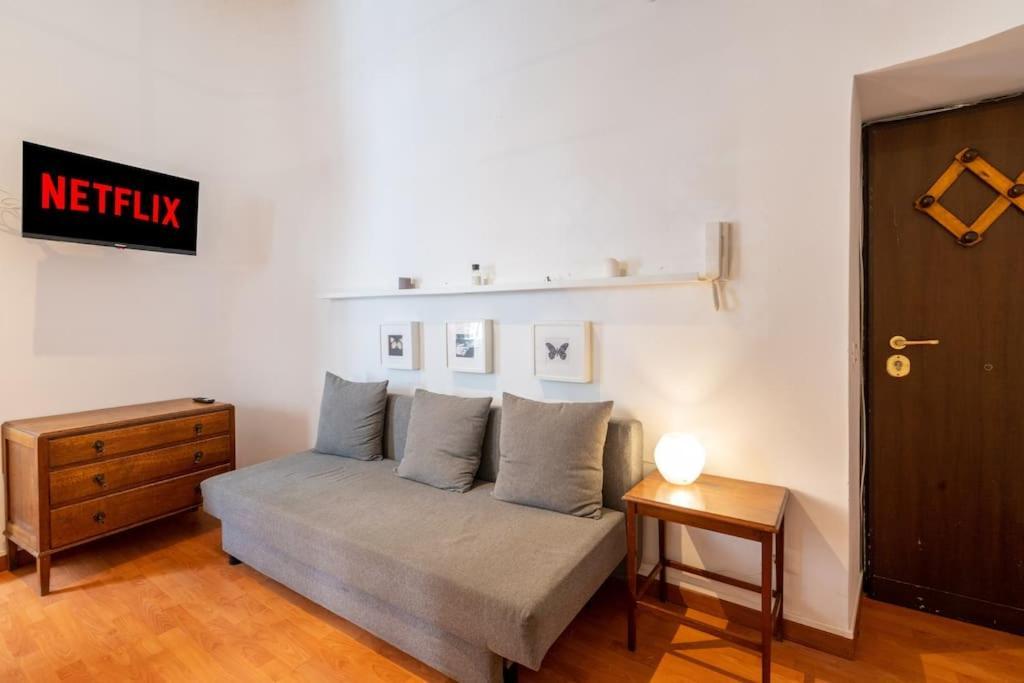 Tiny House Nel Cuore Di Roma Buitenkant foto